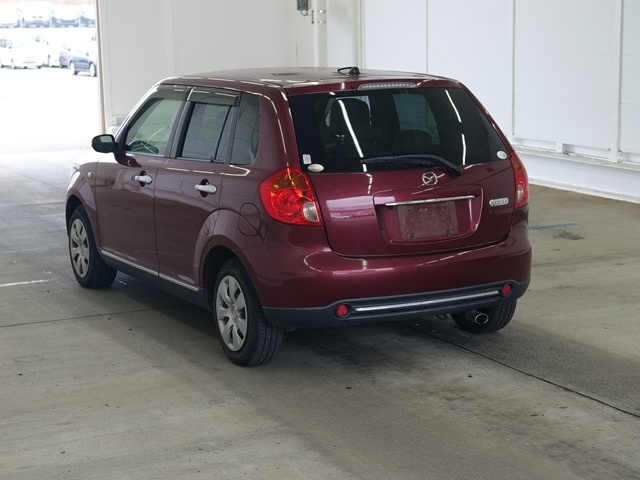 MAZDA VERISA