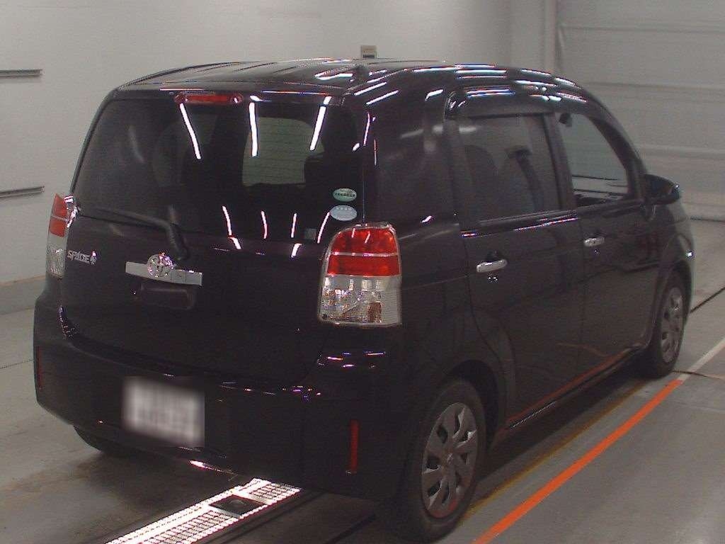 TOYOTA SPADE