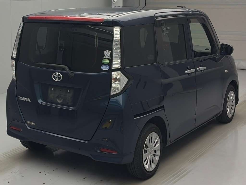 TOYOTA TANK