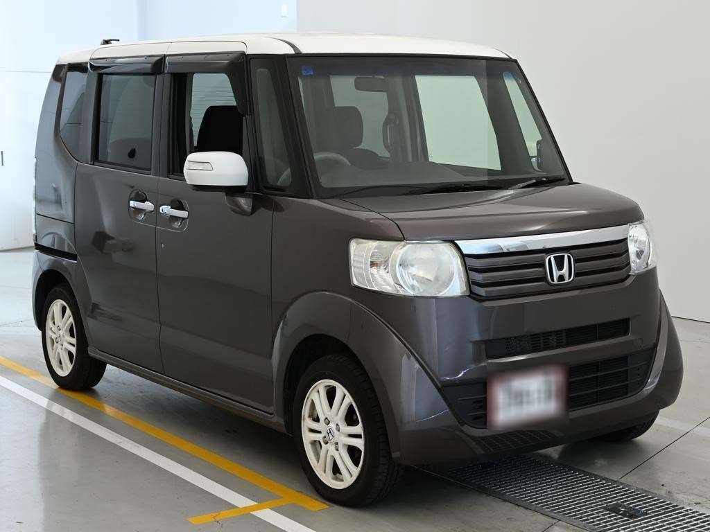 HONDA N-BOX