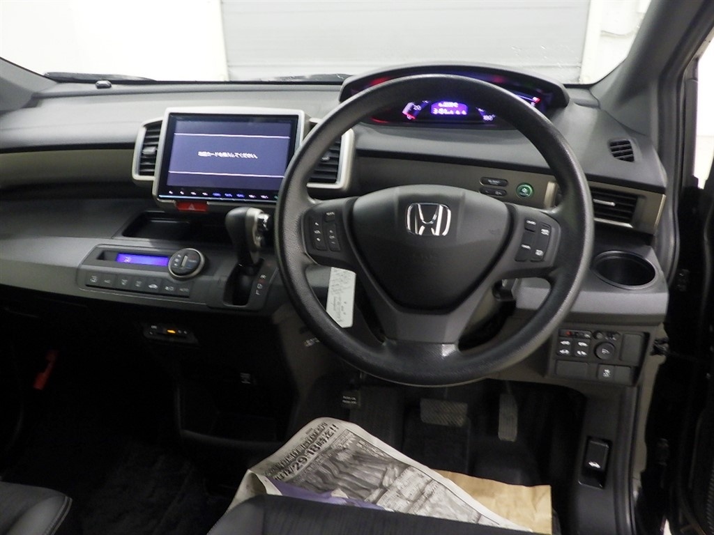 HONDA FREED SPIKE