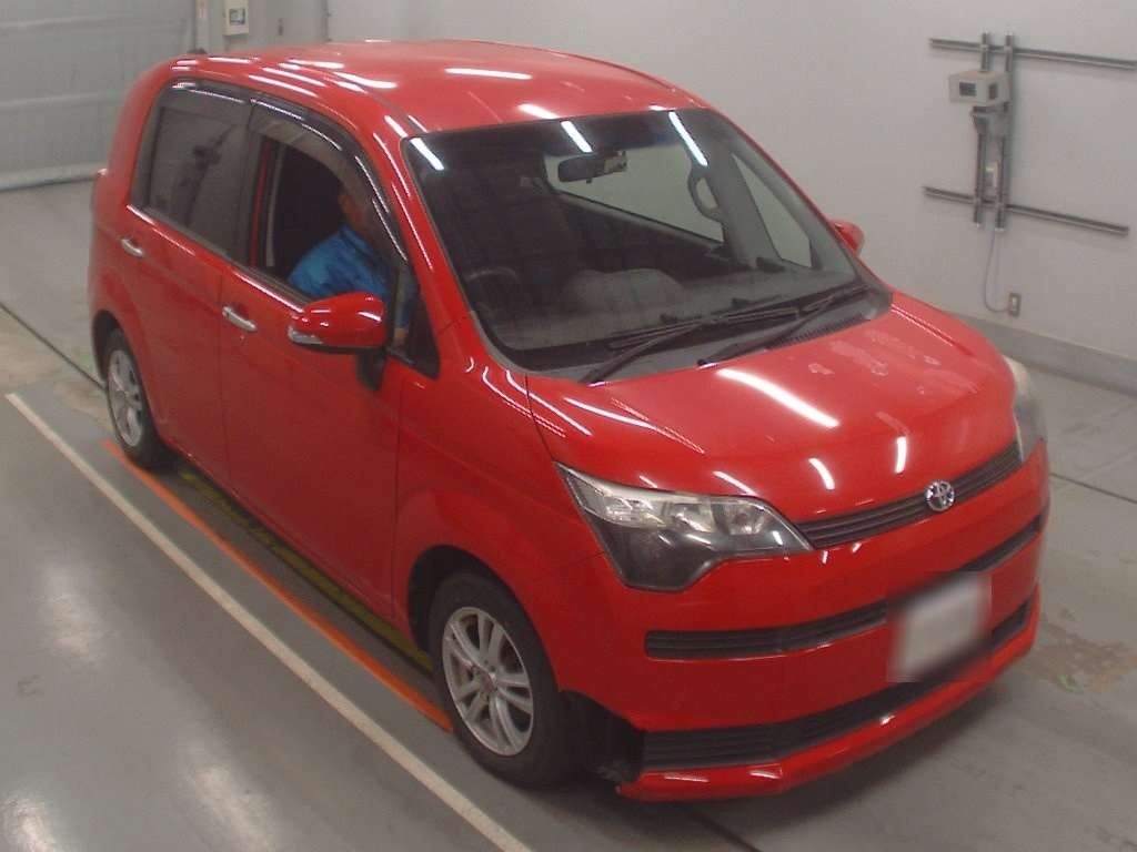 TOYOTA SPADE