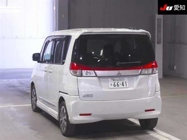 MITSUBISHI DELICA D:2