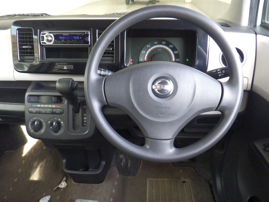 NISSAN MOCO