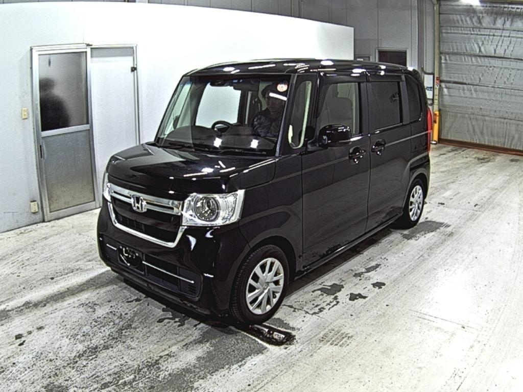HONDA N-BOX