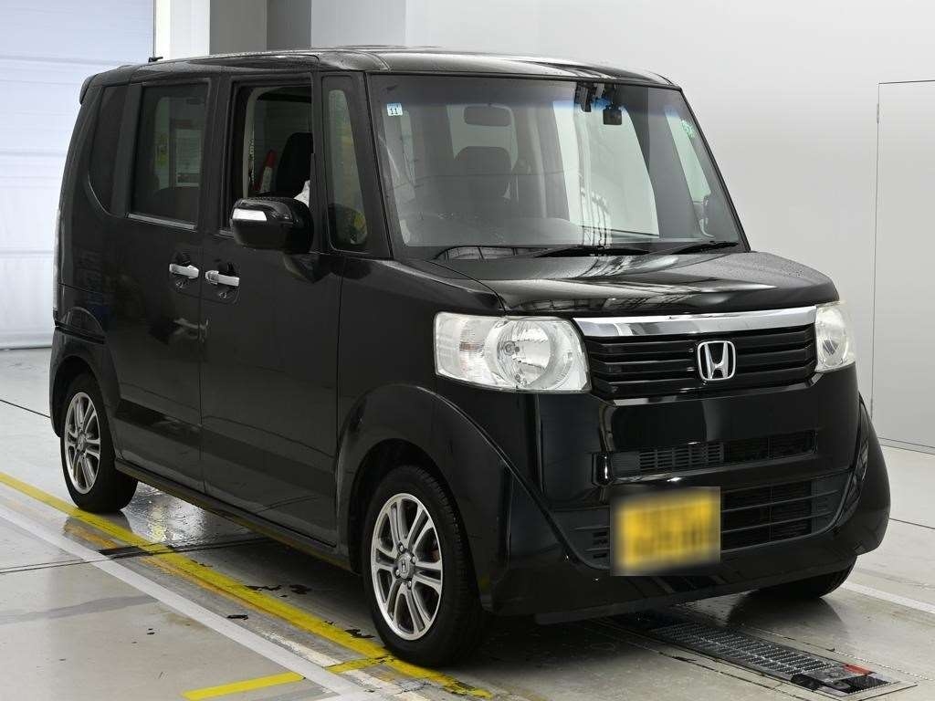 HONDA N-BOX