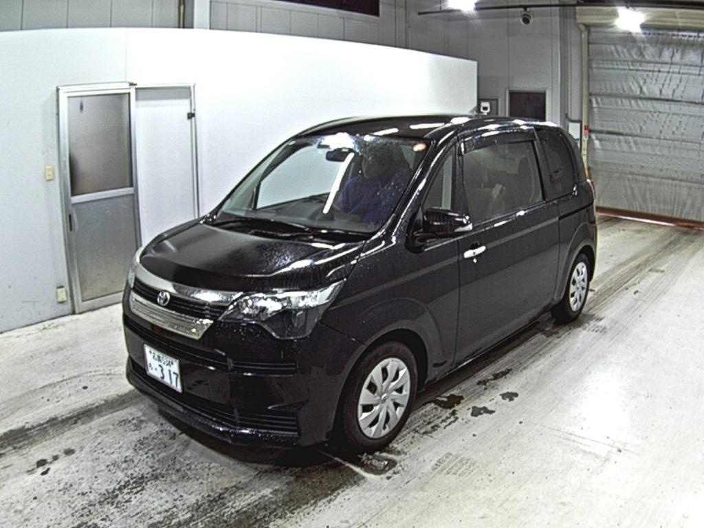 TOYOTA SPADE