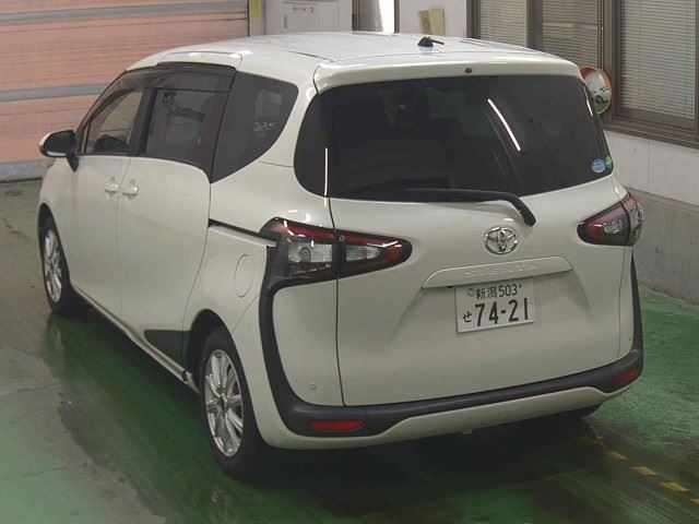 TOYOTA SIENTA