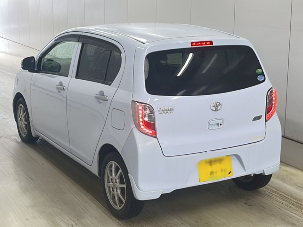 TOYOTA PIXIS EPOCH