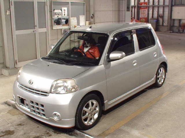 DAIHATSU ESSE