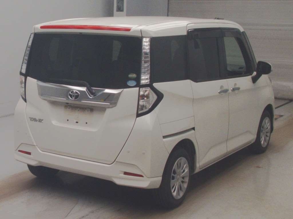 TOYOTA TANK