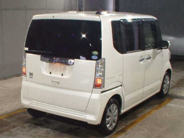 HONDA N-BOX