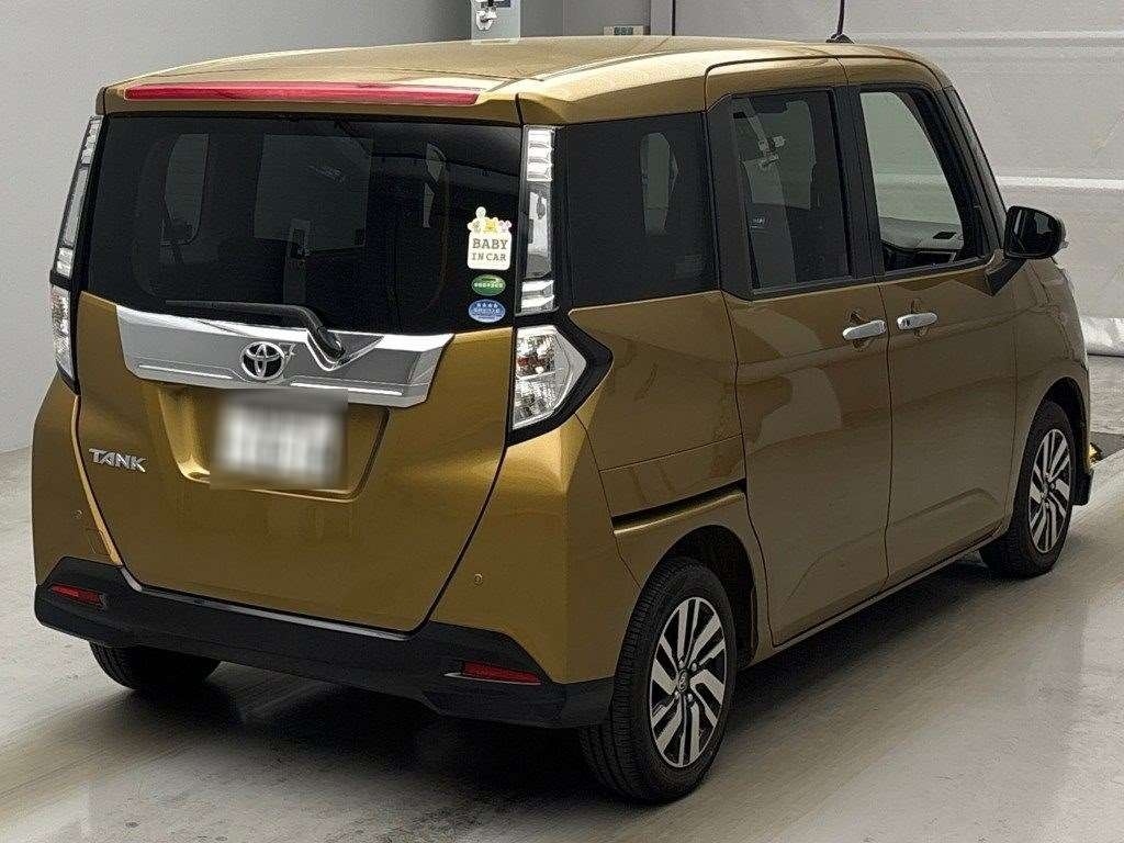TOYOTA TANK