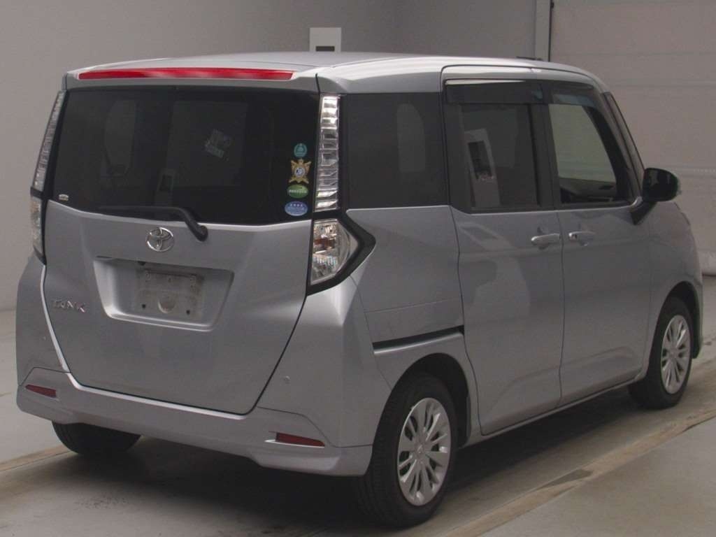 TOYOTA TANK