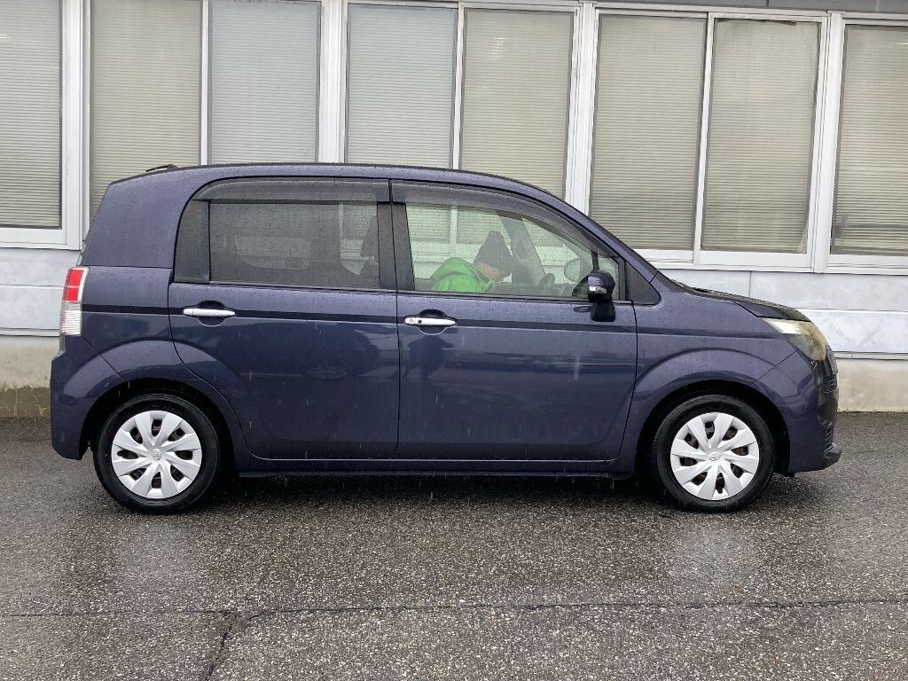 TOYOTA SPADE