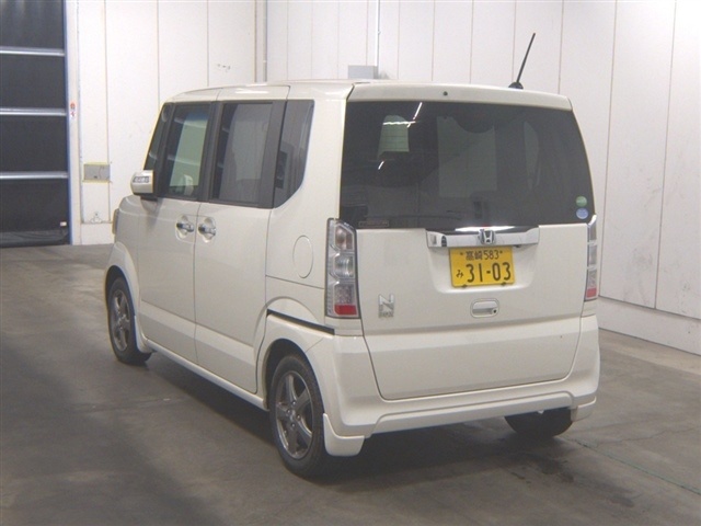 HONDA N-BOX