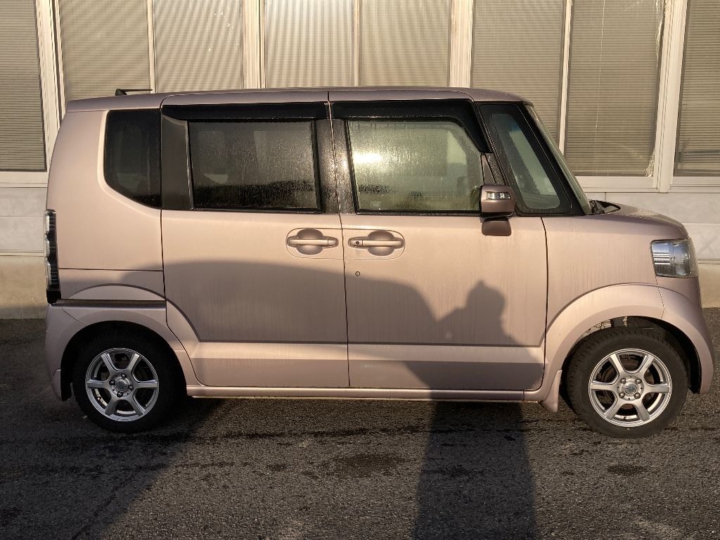 HONDA N-BOX