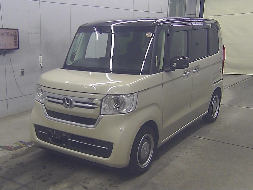 HONDA N-BOX