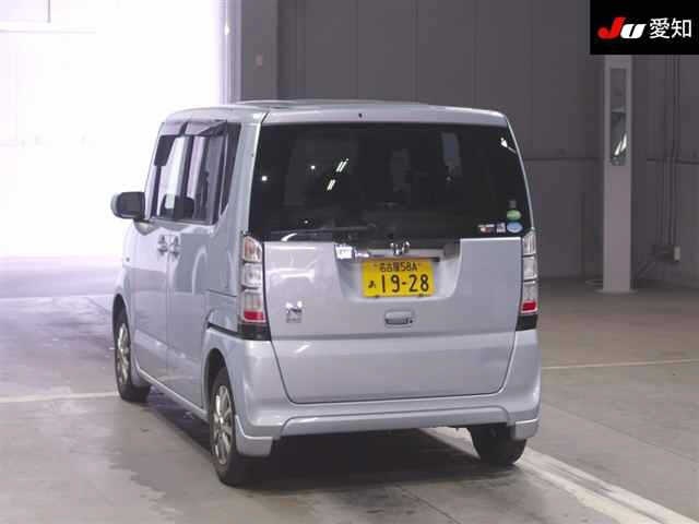 HONDA N-BOX