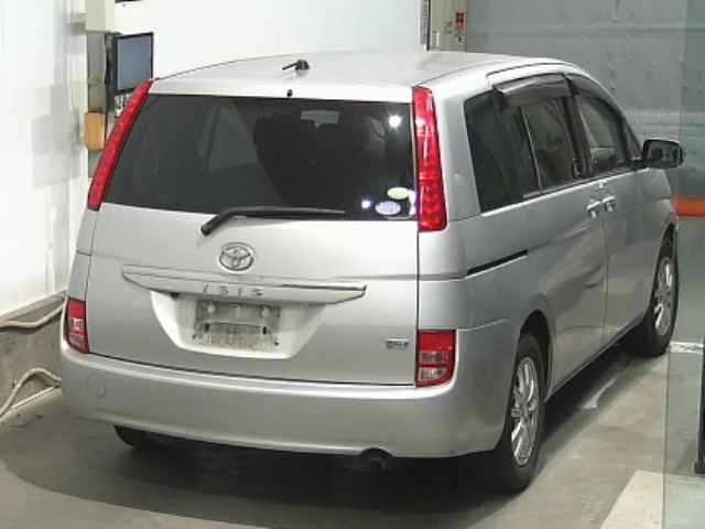 TOYOTA ISIS