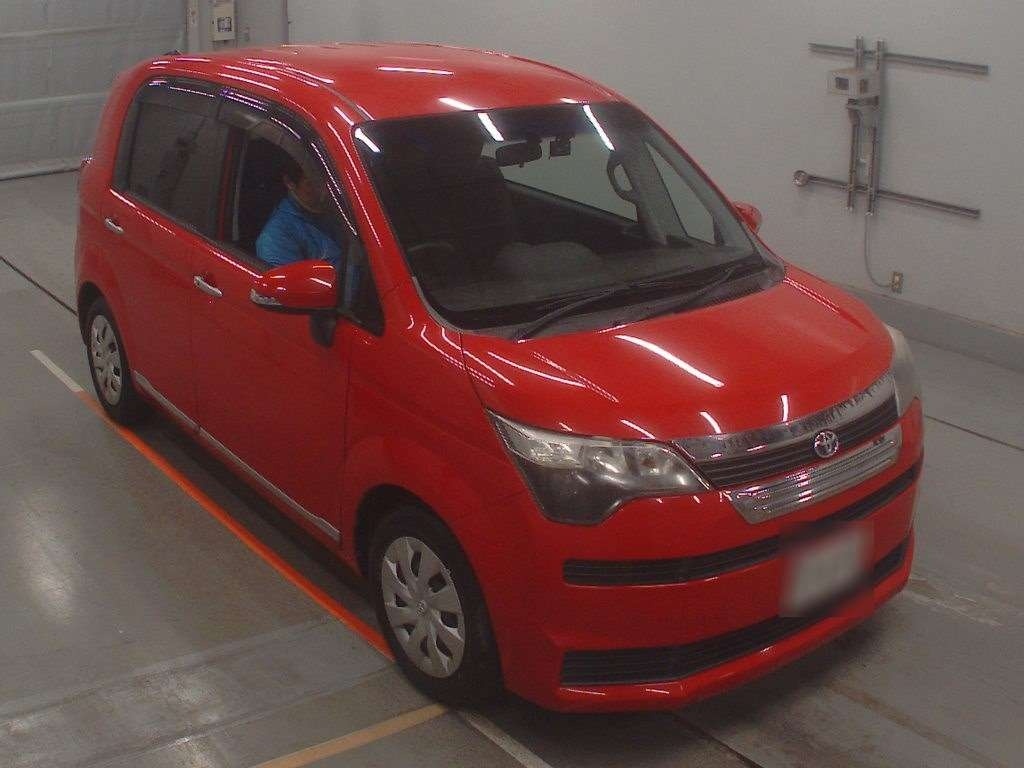 TOYOTA SPADE