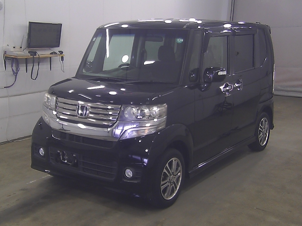 HONDA N-BOX
