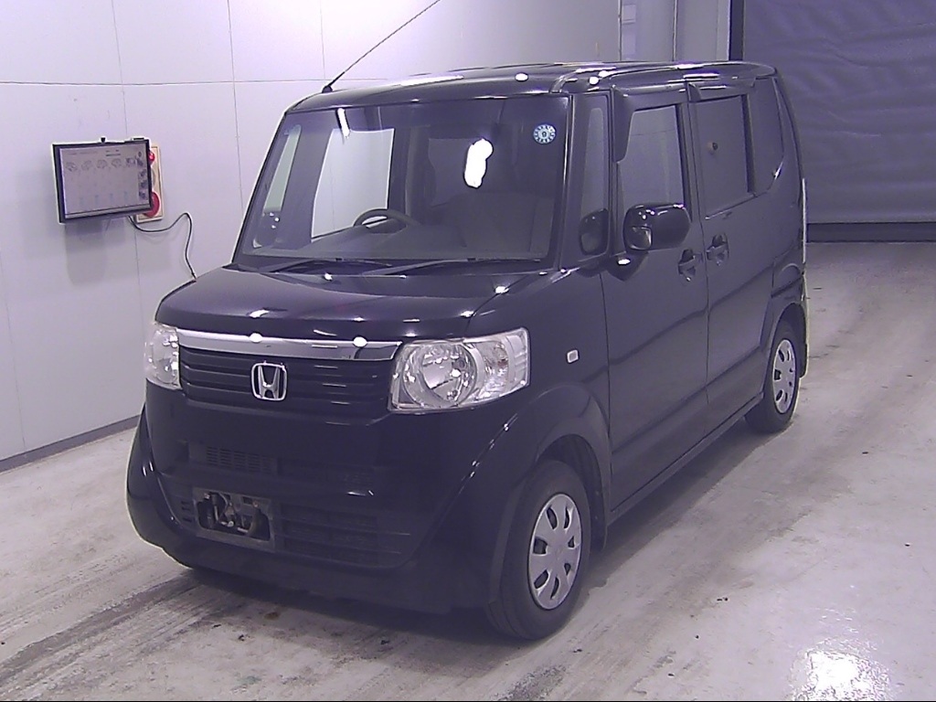 HONDA N-BOX