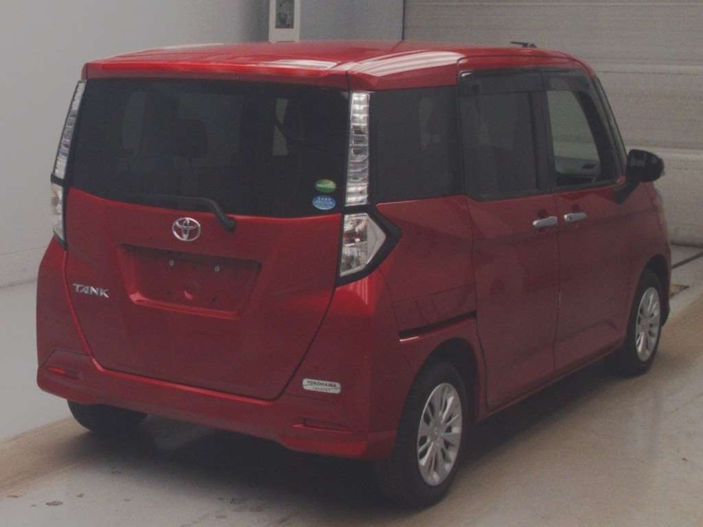 TOYOTA TANK