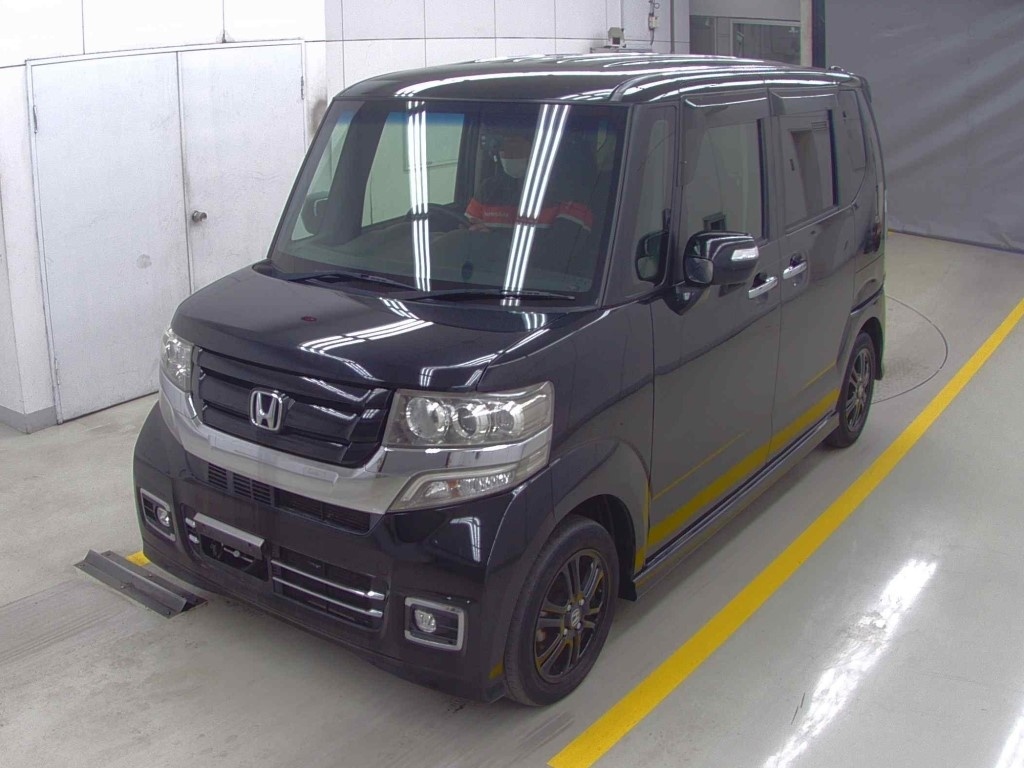 HONDA N-BOX