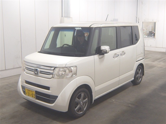 HONDA N-BOX