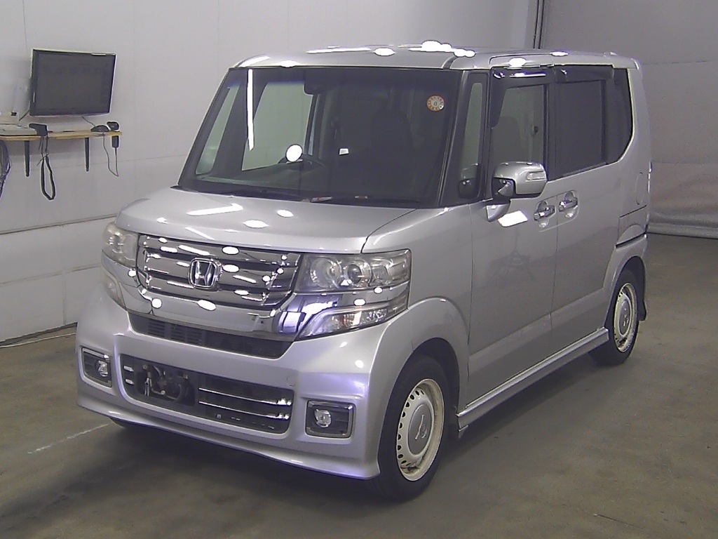 HONDA N-BOX
