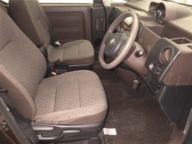 TOYOTA SPADE