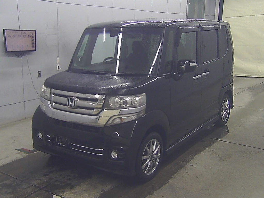 HONDA N-BOX