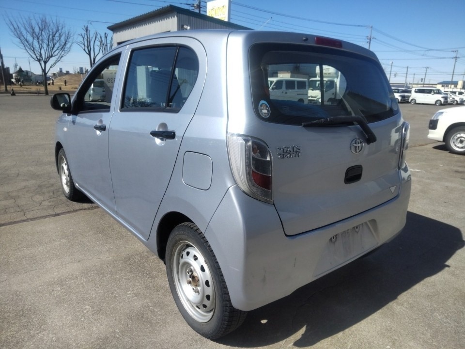 TOYOTA PIXIS EPOCH