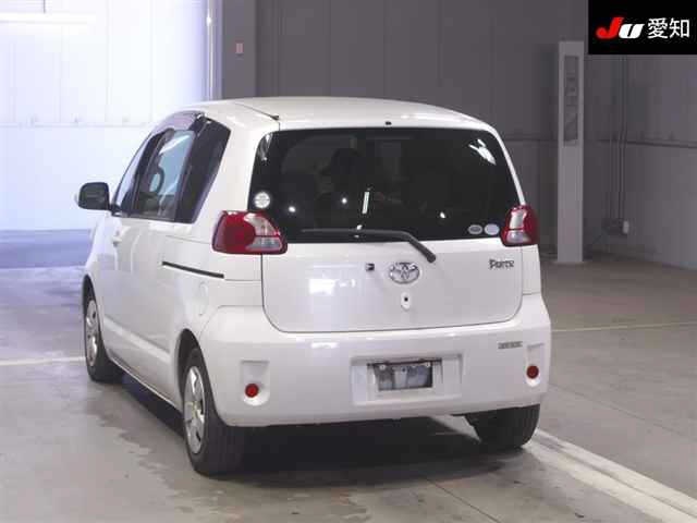 TOYOTA PORTE