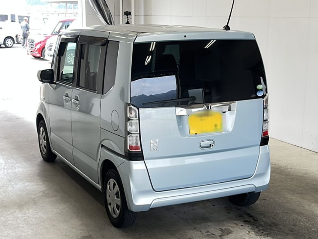 HONDA N-BOX