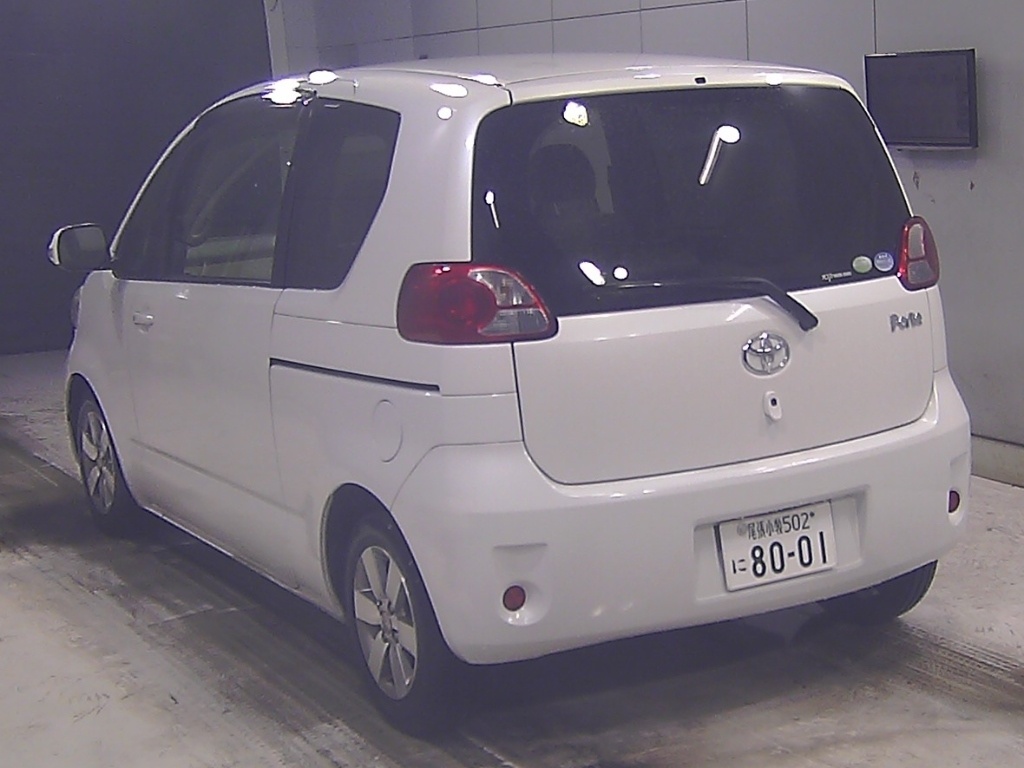 TOYOTA PORTE