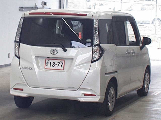 TOYOTA TANK