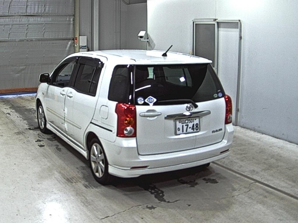 TOYOTA RAUM