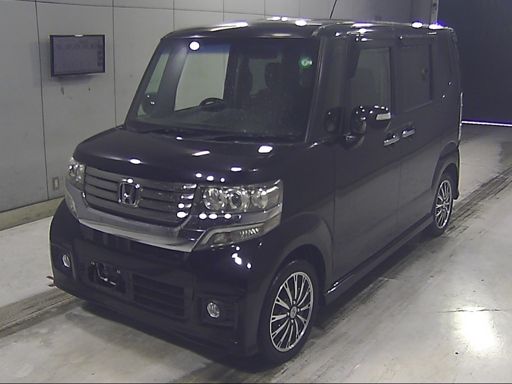 HONDA N-BOX
