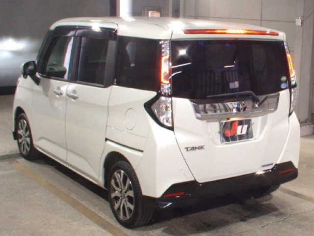 TOYOTA TANK