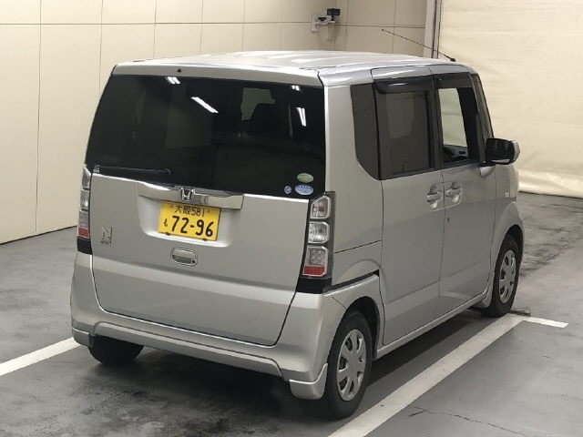 HONDA N-BOX