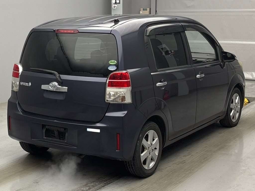 TOYOTA SPADE