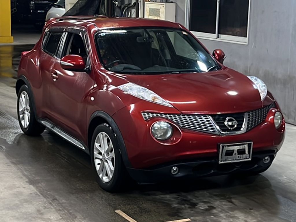 NISSAN JUKE