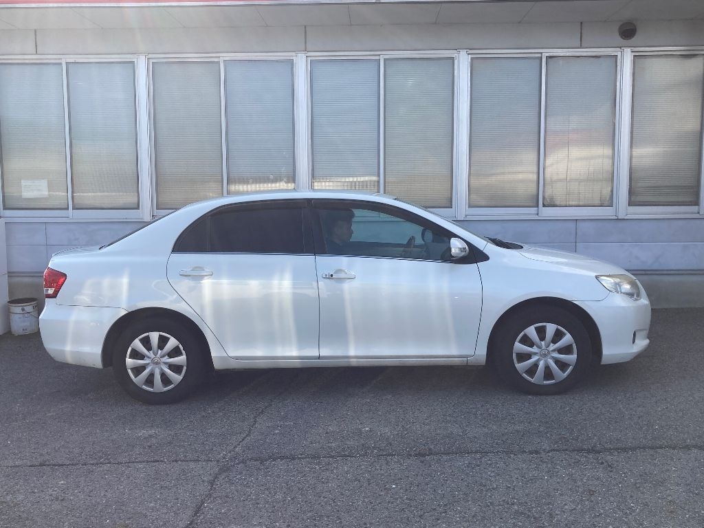 TOYOTA COROLLA AXIO