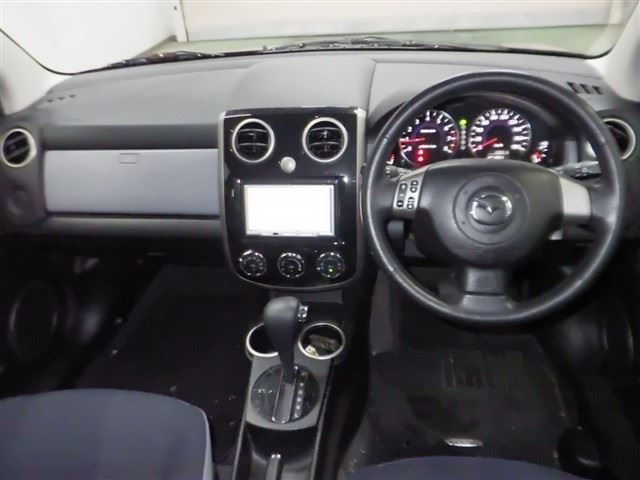 MAZDA VERISA