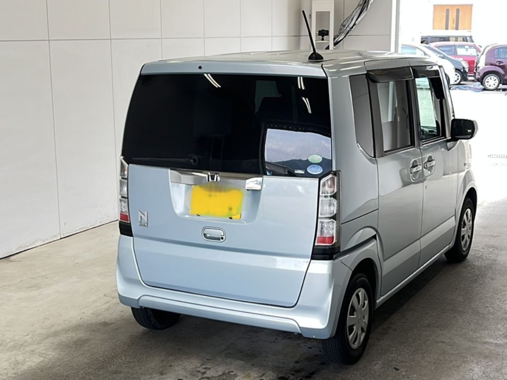 HONDA N-BOX
