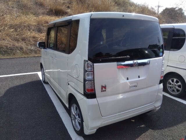 HONDA N-BOX