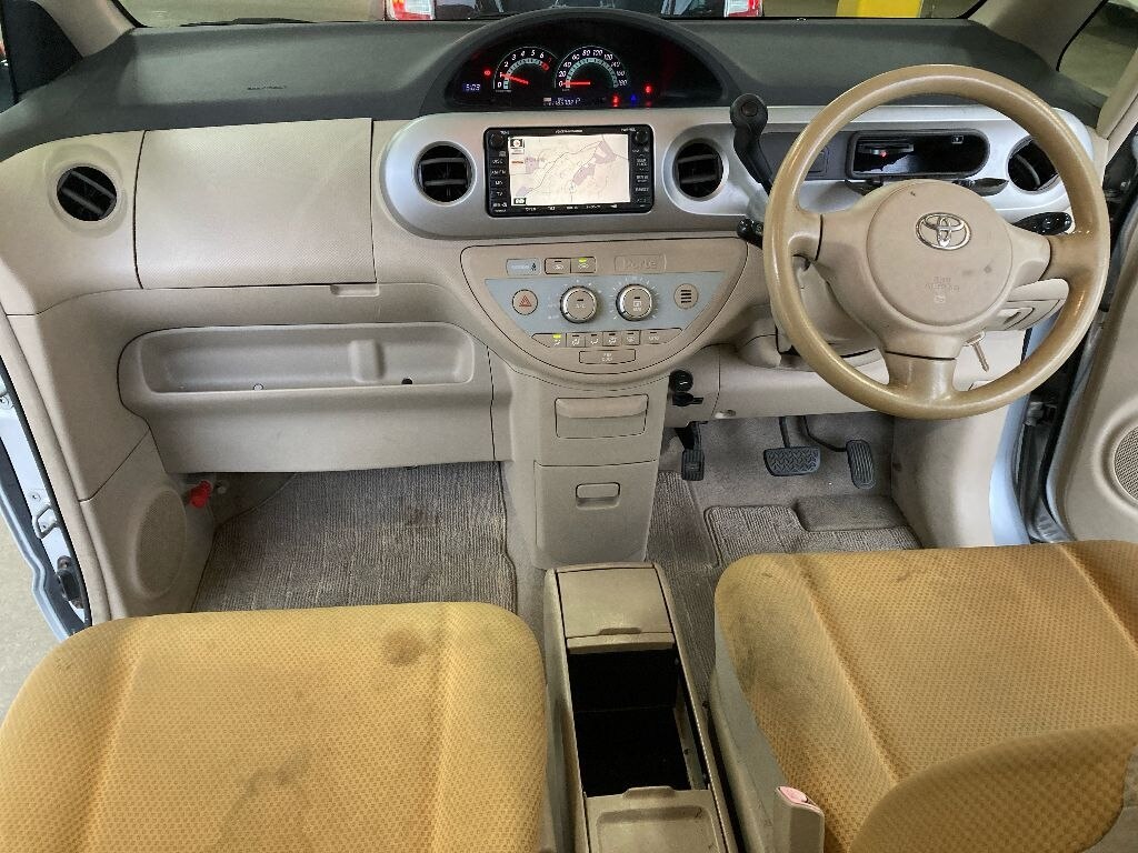TOYOTA PORTE