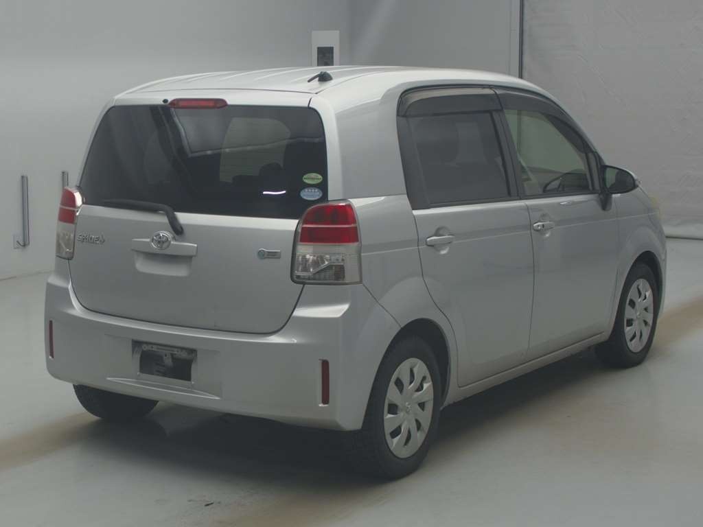 TOYOTA SPADE
